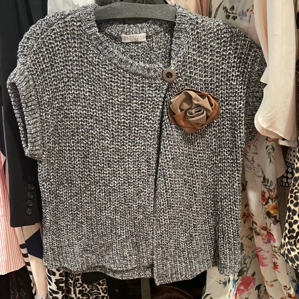 Adorable cotton short sleeve knit sweater